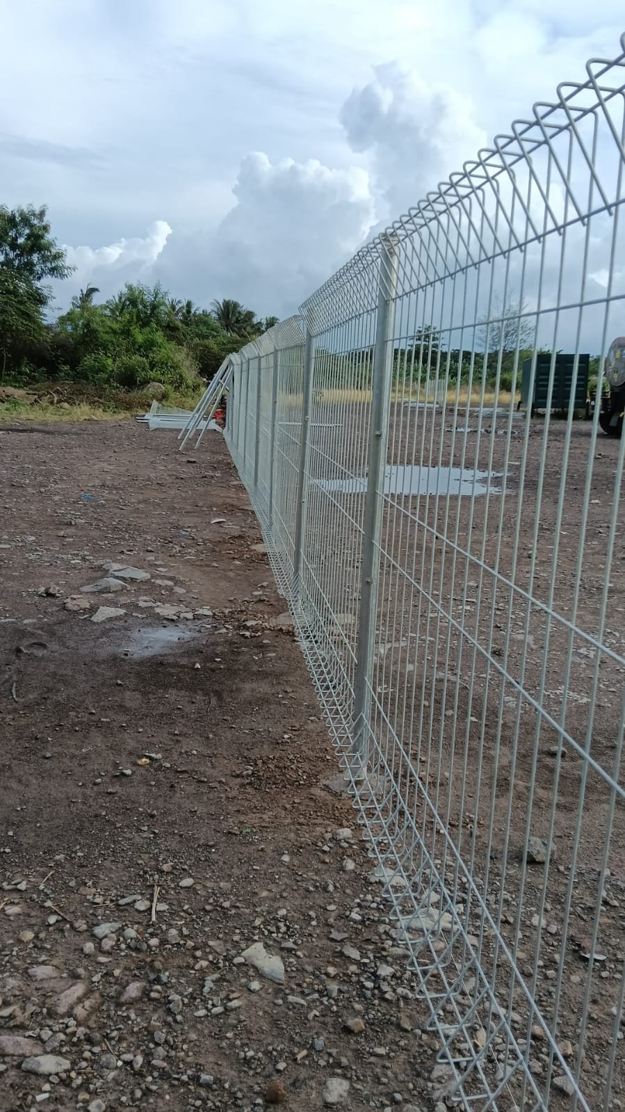 Pemasangan Pagar BRC Area Proyek